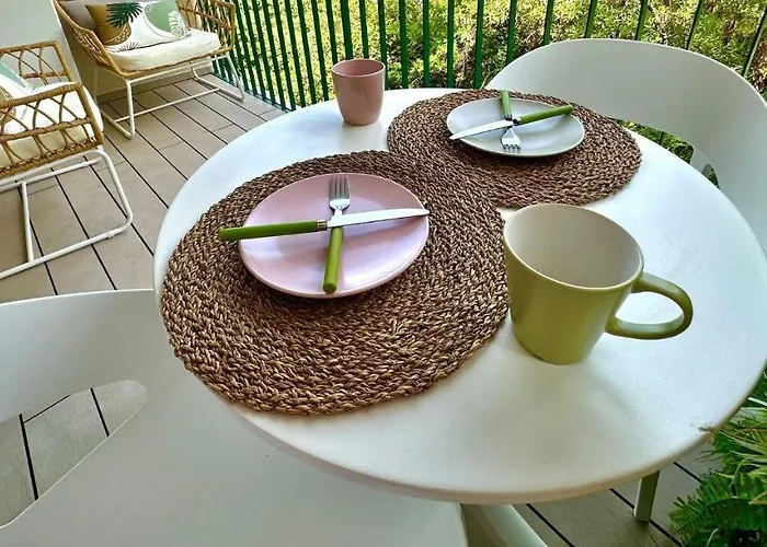 Les Eucalyptus Apartment