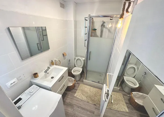 Les Eucalyptus Apartment *