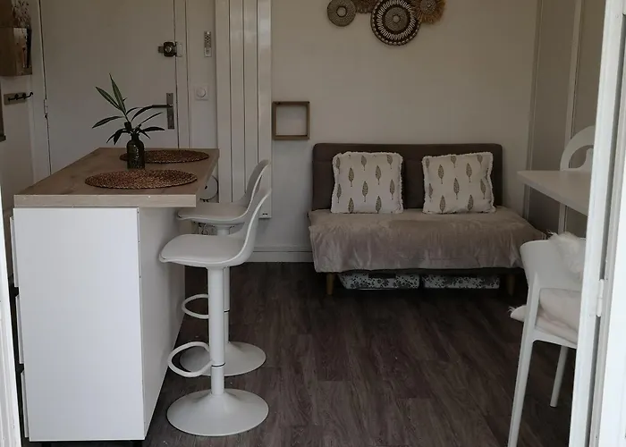 Les Eucalyptus Apartment *